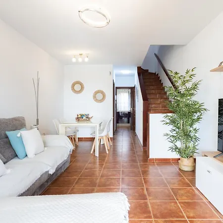 Family Sea View Townhouse El Medano (Tenerife)